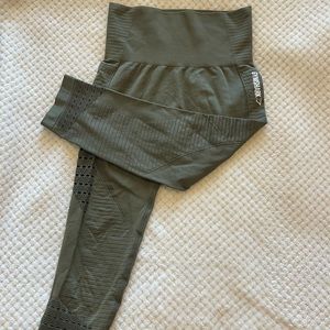 Gymshark Seamless Energy High Waisted Cropped Leggings Olive Medium